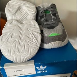 New adidas shoes TODLER 4c
